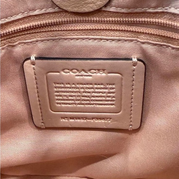 Coach Peach Leather Shoulder Bag - Picture 4 of 5